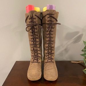 Born Devina Lace Up Tall Boots Suede Size 7.5